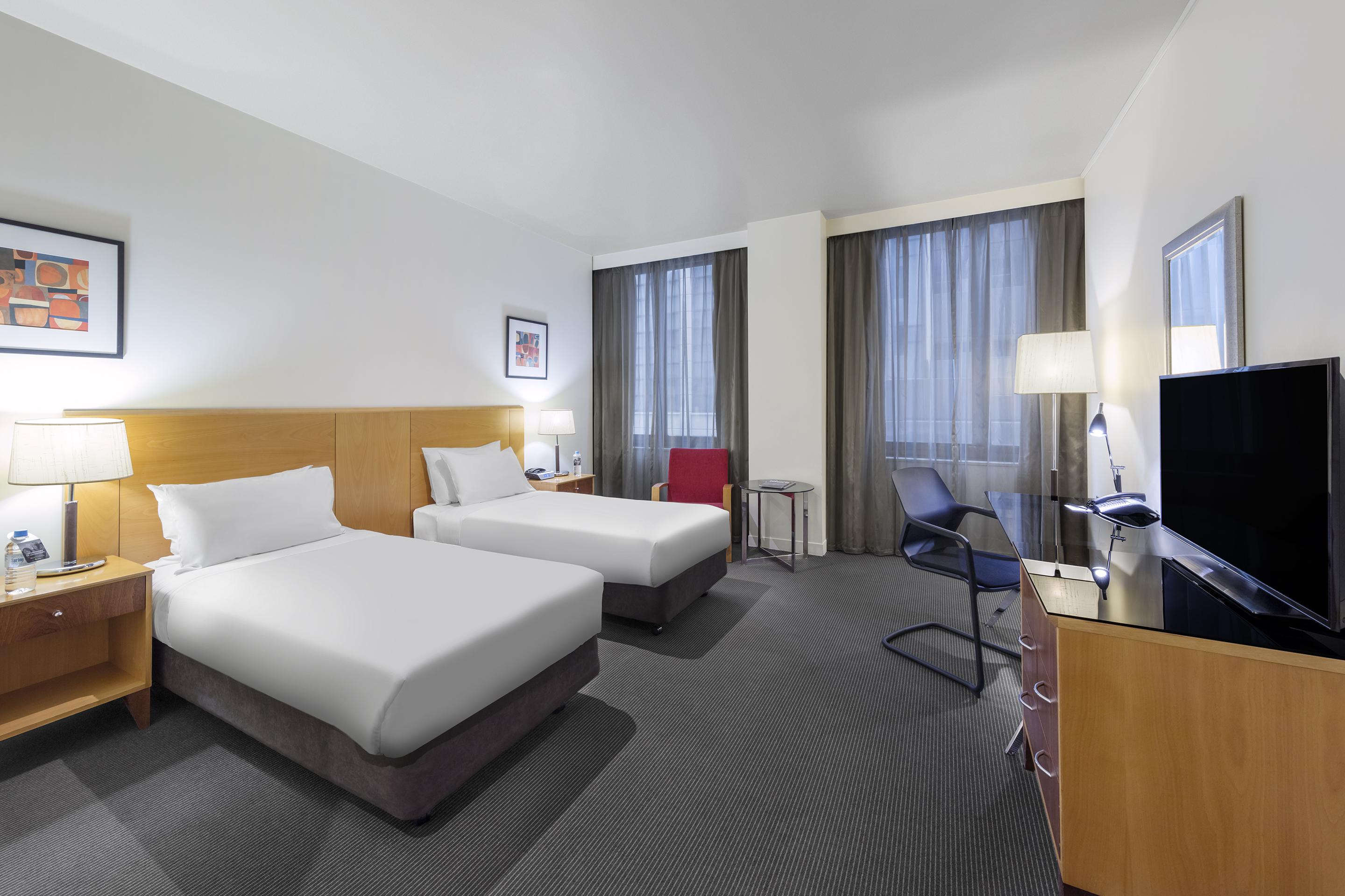 Radisson On Flagstaff Gardens Melbourne Hotel Exterior photo